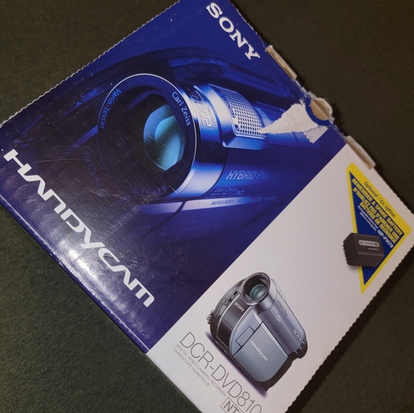 Sony HandyMan DCR-DVD810